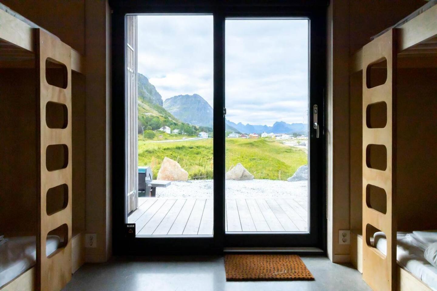 Exclusive Beach House Ramberg - Your Private Oasis ภายนอก รูปภาพ